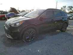 KNDCC3LC5H5056817 2017 KIA NIRO