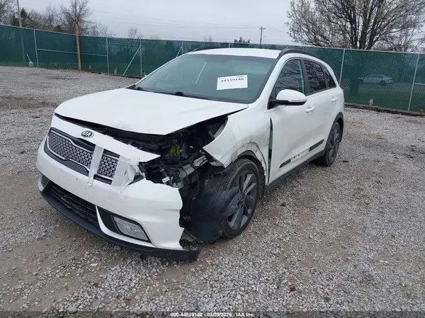 KNDCC3LC5H5062522 2017 KIA NIRO - Image 2