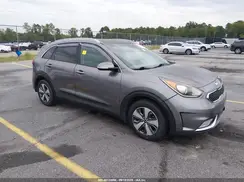KNDCC3LC5H5066943 2017 KIA NIRO