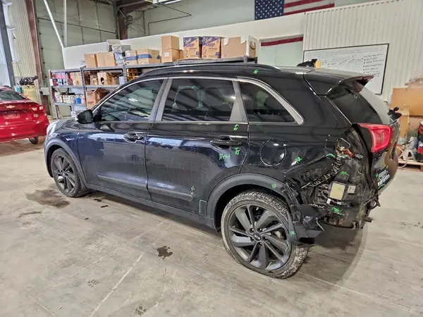 KNDCC3LC5H5068028 2017 KIA NIRO - Image 2