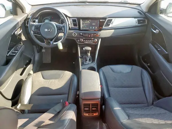 KNDCC3LC5H5071110 2017 KIA NIRO - Image 8