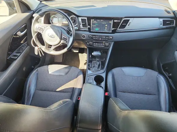 KNDCC3LC5H5072578 2017 KIA NIRO - Image 8