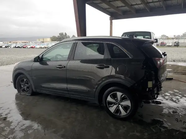 KNDCC3LC5H5079126 2017 KIA NIRO - Image 2