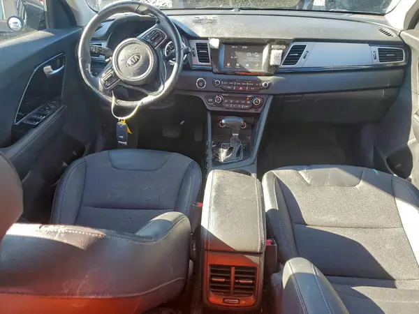 KNDCC3LC5H5079126 2017 KIA NIRO - Image 8