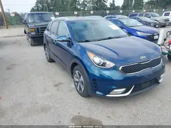 KNDCC3LC5H5082558 2017 KIA NIRO