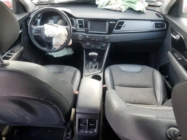 KNDCC3LC5H5089896 2017 KIA NIRO - Image 8