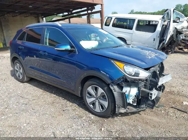 KNDCC3LC5J5122191 2018 KIA NIRO - Image 1