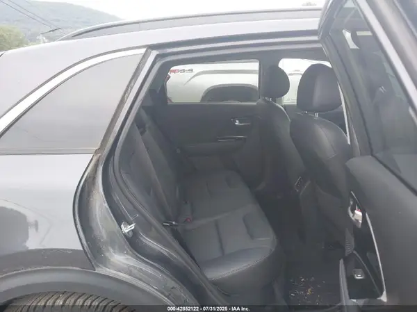 KNDCC3LC5J5135605 2018 KIA NIRO - Image 8
