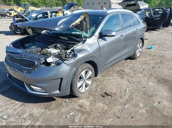 KNDCC3LC5J5139184 2018 KIA NIRO - Image 2