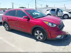 KNDCC3LC5J5143378 2018 KIA NIRO