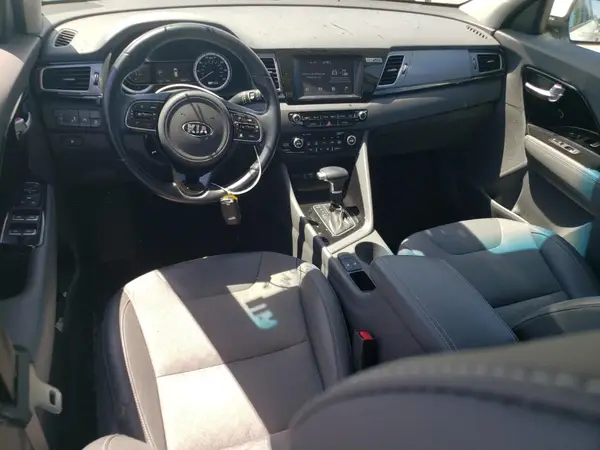 KNDCC3LC5J5144790 2018 KIA NIRO - Image 8