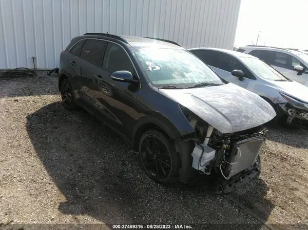 KNDCC3LC5J5160228 2018 KIA NIRO - Image 1