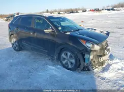 KNDCC3LC5J5168359 2018 KIA NIRO