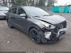 KNDCC3LC5J5187543 2018 KIA NIRO