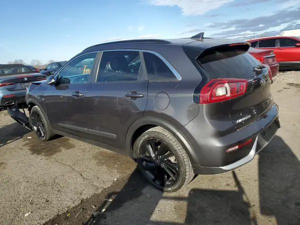 KNDCC3LC5K5265966 2019 KIA NIRO - Image 2