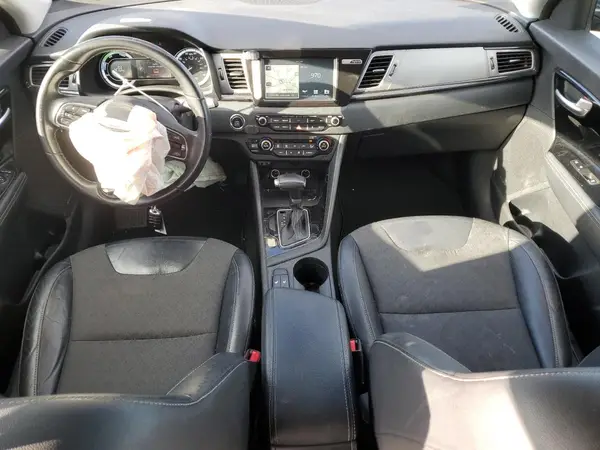KNDCC3LC5K5265966 2019 KIA NIRO - Image 8