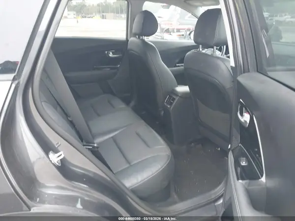 KNDCC3LC5K5299437 2019 KIA NIRO - Image 8