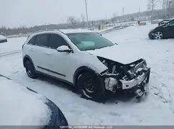 KNDCC3LC5K5301641 2019 KIA NIRO