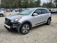 KNDCC3LC5K5303986 2019 KIA NIRO