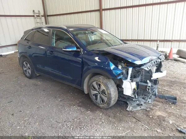 KNDCC3LC5K5353187 2019 KIA NIRO - Image 1