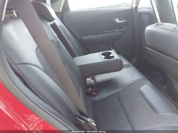 KNDCC3LC5M5463062 2021 KIA NIRO - Image 8