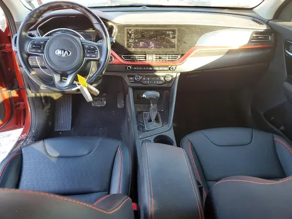 KNDCC3LC5M5482355 2021 KIA NIRO - Image 8