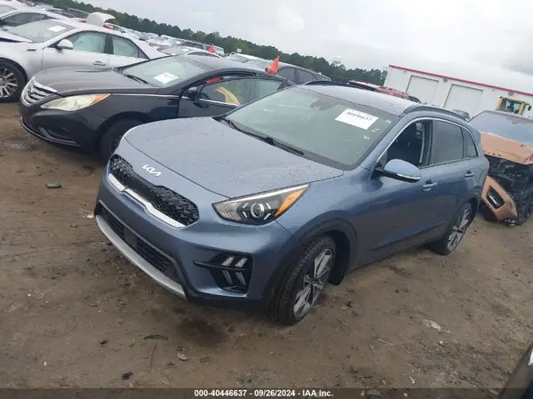 KNDCC3LC5N5501939 2022 KIA NIRO - Image 2