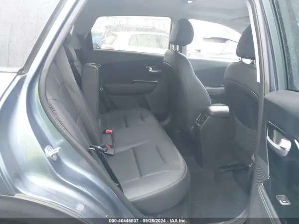 KNDCC3LC5N5501939 2022 KIA NIRO - Image 8