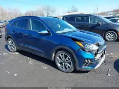 KNDCC3LC5N5546458 2022 KIA NIRO
