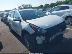 KNDCC3LC5N5547481 2022 KIA NIRO