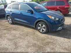 KNDCC3LC6H5042313 2017 KIA NIRO