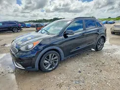 KNDCC3LC6H5045602 2017 KIA NIRO