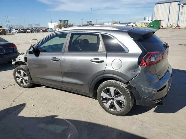 KNDCC3LC6H5048564 2017 KIA NIRO - Image 2