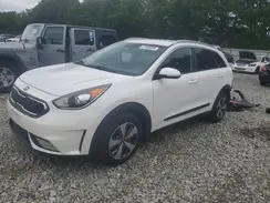 KNDCC3LC6H5048807 2017 KIA NIRO