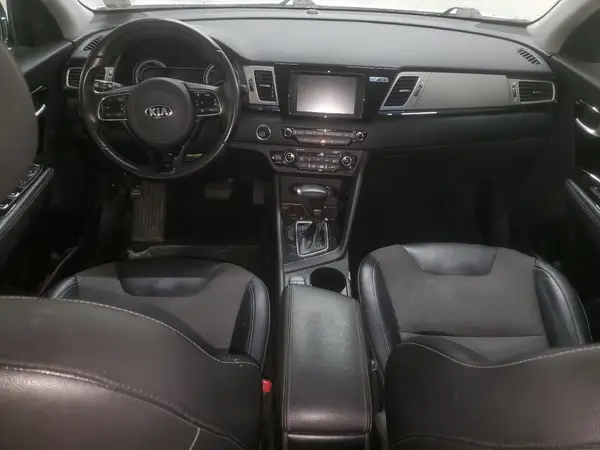 KNDCC3LC6H5053201 2017 KIA NIRO - Image 8