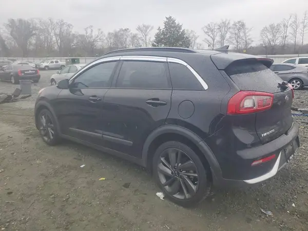 KNDCC3LC6H5070239 2017 KIA NIRO - Image 2