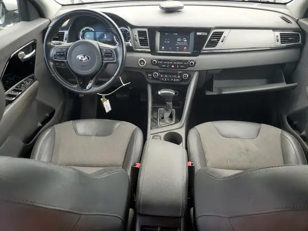 KNDCC3LC6H5071794 2017 KIA NIRO - Image 8