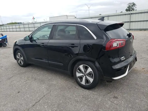 KNDCC3LC6H5072072 2017 KIA NIRO - Image 2