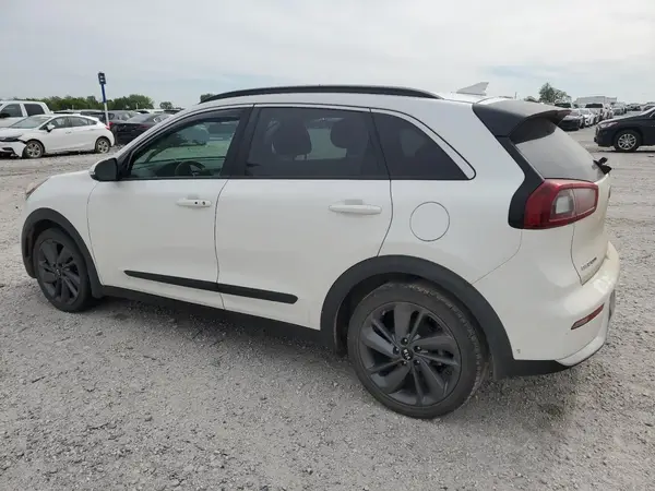 KNDCC3LC6H5077451 2017 KIA NIRO - Image 2