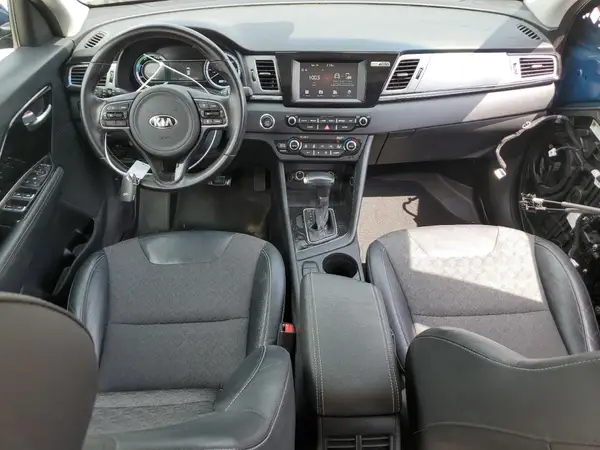 KNDCC3LC6H5090460 2017 KIA NIRO - Image 8