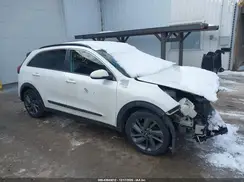 KNDCC3LC6H5092208 2017 KIA NIRO