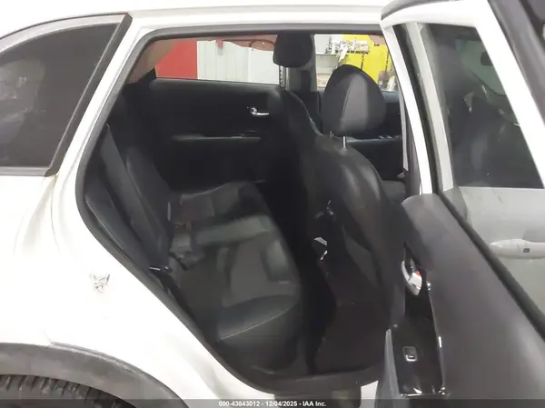 KNDCC3LC6H5092208 2017 KIA NIRO - Image 8