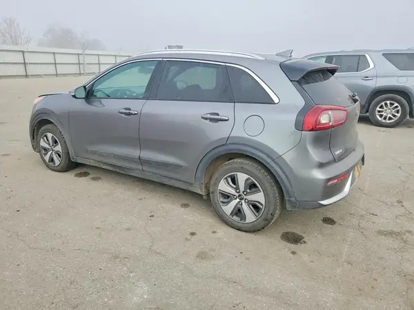 KNDCC3LC6H5102350 2017 KIA NIRO - Image 2