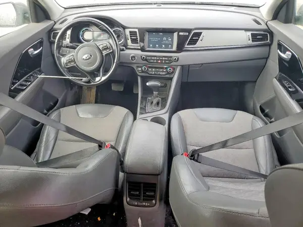 KNDCC3LC6H5102350 2017 KIA NIRO - Image 8