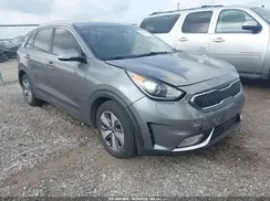 KNDCC3LC6J5124578 2018 KIA NIRO
