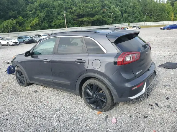 KNDCC3LC6J5145642 2018 KIA NIRO - Image 2