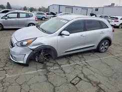 KNDCC3LC6J5148315 2018 KIA NIRO