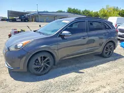 KNDCC3LC6J5149562 2018 KIA NIRO