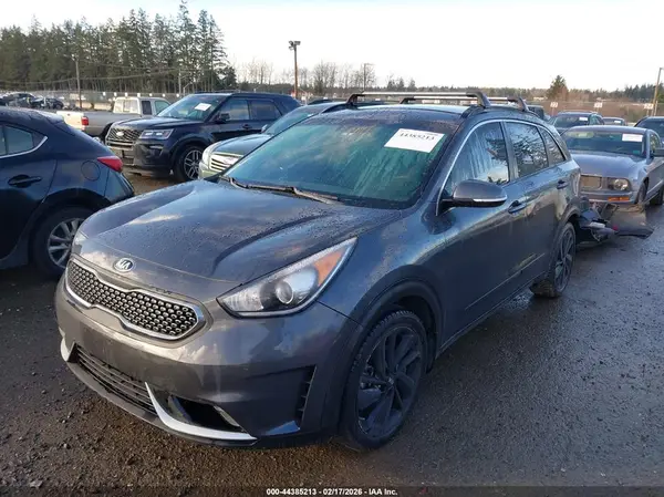 KNDCC3LC6J5150677 2018 KIA NIRO - Image 2