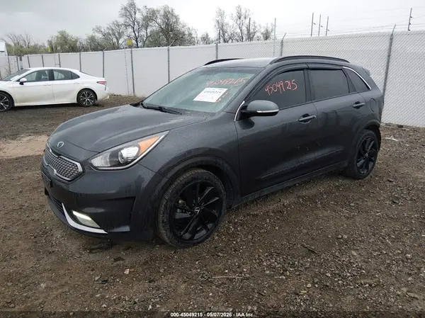 KNDCC3LC6J5160612 2018 KIA NIRO - Image 2